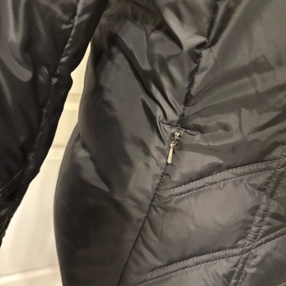 Eddie Bauer Goose Down Black Puffer Jacket coat Medium Packable Puffy Packable - Picture 11 of 16